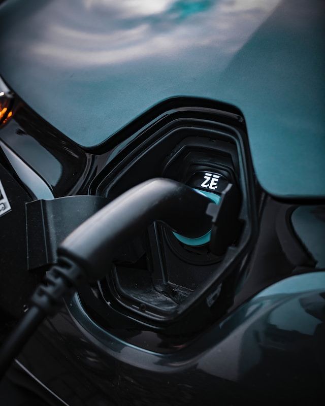 Renault Zoe mit Ladeanschluss vorne